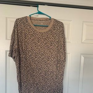 American eagle over sized t shirt